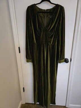 Voodoo Vixen 30s Vixen Olive Green Velvet Maxi Dress Gown Glamour